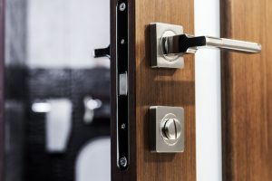 Drzwi ze stali: Jak wybrać doskonałe wejście dla twojego domu