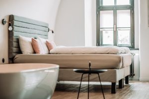 Jak wybrać meble do domu: funkcjonalność, rozmiar i dopasowanie do stylu wnętrza